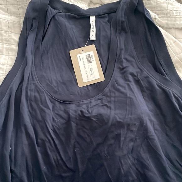 Z Supply Tops - Z Supply Tank size Large